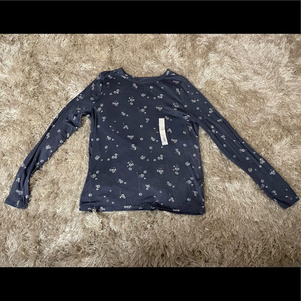 Long sleeve floral shirt